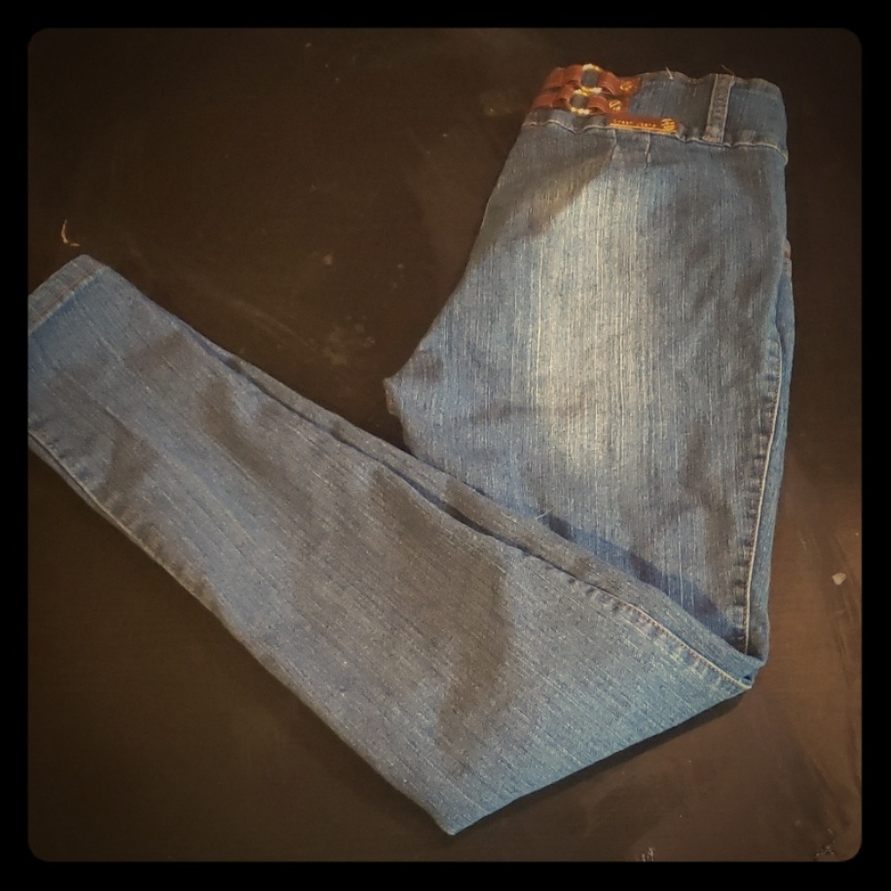 Queen Jeans size 11. Adorable buckle details!